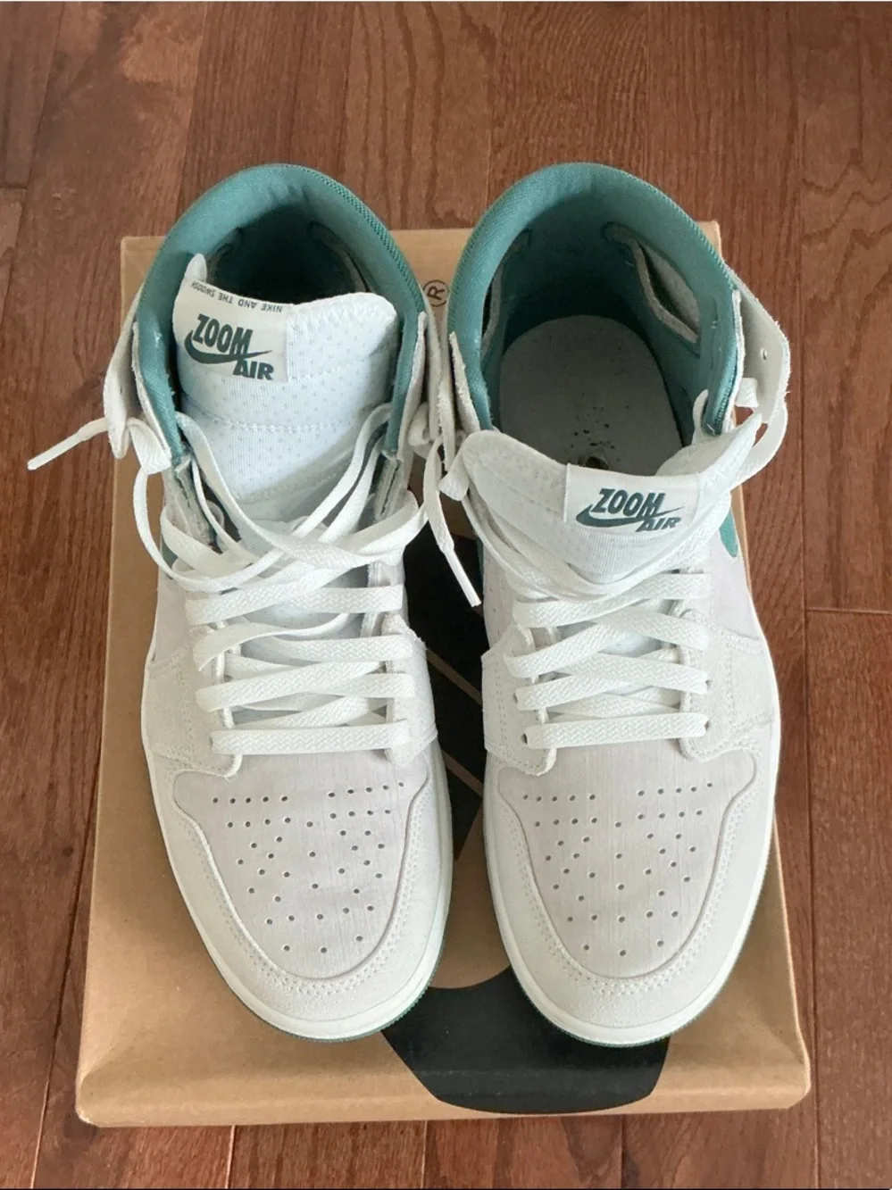 Nike Men’s Air Jordan 1 High Zoom Air CMFT 2 - 9 - Pre-Owned with Box
